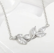 Fashion Cubic Zirconia Flower Pendant Necklace For Women