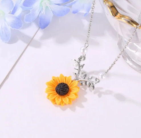 New Fashion Double Leaves Women Necklace, And Leaf Pendant Necklace