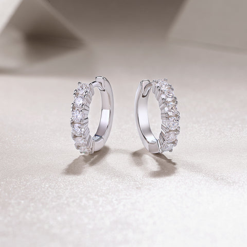 Pursuit - Fashionable And Luxurious Diamond Jewelry Earrings Set With Moissanite S925 Sterling Silver And Platinum-plated Stud Earrings