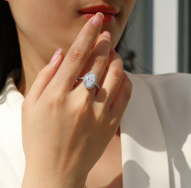 Bright Moon - A Fashionable Diamond Jewelry Piece Set With Moissanite S925 Sterling Silver And Platinum-plated Diamond Ring