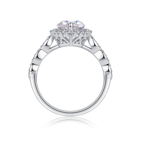 The Realm Of Delight - A Fashionable Diamond Jewelry Piece Set With Moissanite S925 Sterling Silver And Platinum-plated Diamond Ring