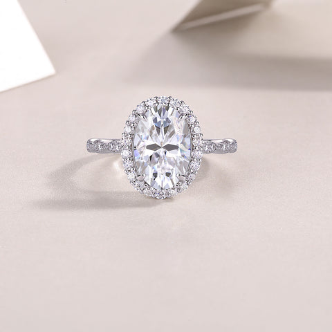 Bright Moon - A Fashionable Diamond Jewelry Piece Set With Moissanite S925 Sterling Silver And Platinum-plated Diamond Ring