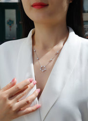 Iris - A Fashionable And Luxurious Diamond Jewelry Pendant Set With Moissanite S925 Sterling Silver And Platinum Plating