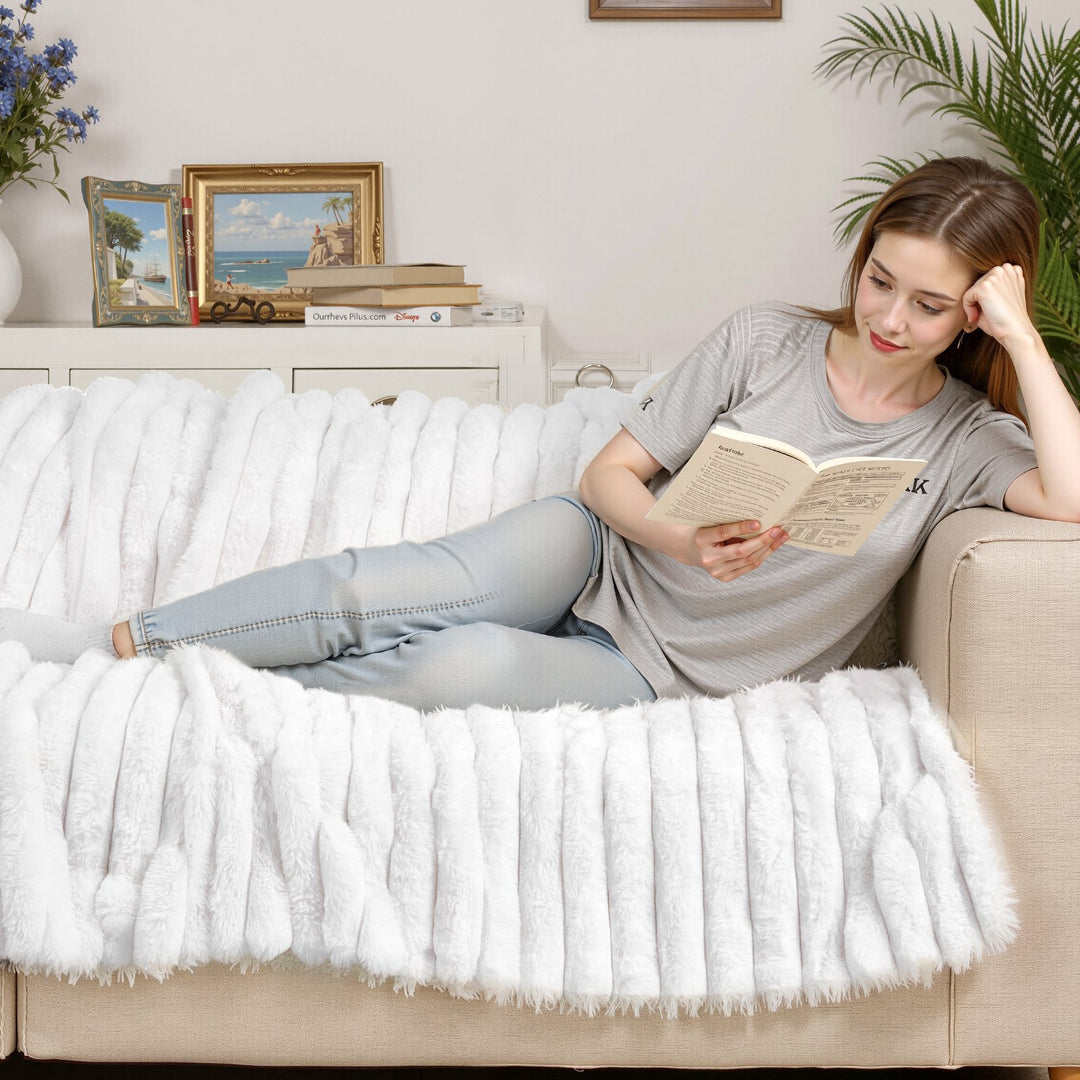 Soft Throw Blanket 50 X 60 Inches 1270 X 1524 Mm Faux Fur Cozy Bed Blanket