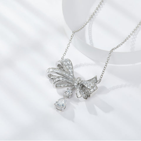 Butterfly - A Fashionable And Luxurious Diamond Jewelry Pendant Set With Moissanite S925 Sterling Silver And Platinum Plating