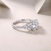 Luxury Fashion Diamond Ring Moissanite Silver Ring
